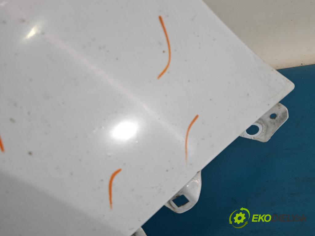 Kia Sportage III 2010-2015 2.0 crdi 136 HP automatic 100 kW 1995 cm3 5- blatník predné pravý  (Kľučka dverí ostatné)