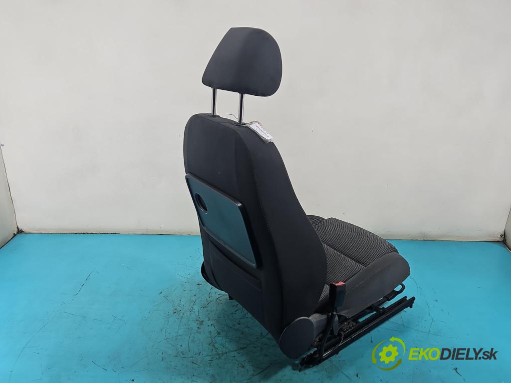Vw Touran I 2003-2015 2.0 tdi 160 hp manual 118 kW 1968 cm3 5- Sedadlo levý  (Sedadlo)