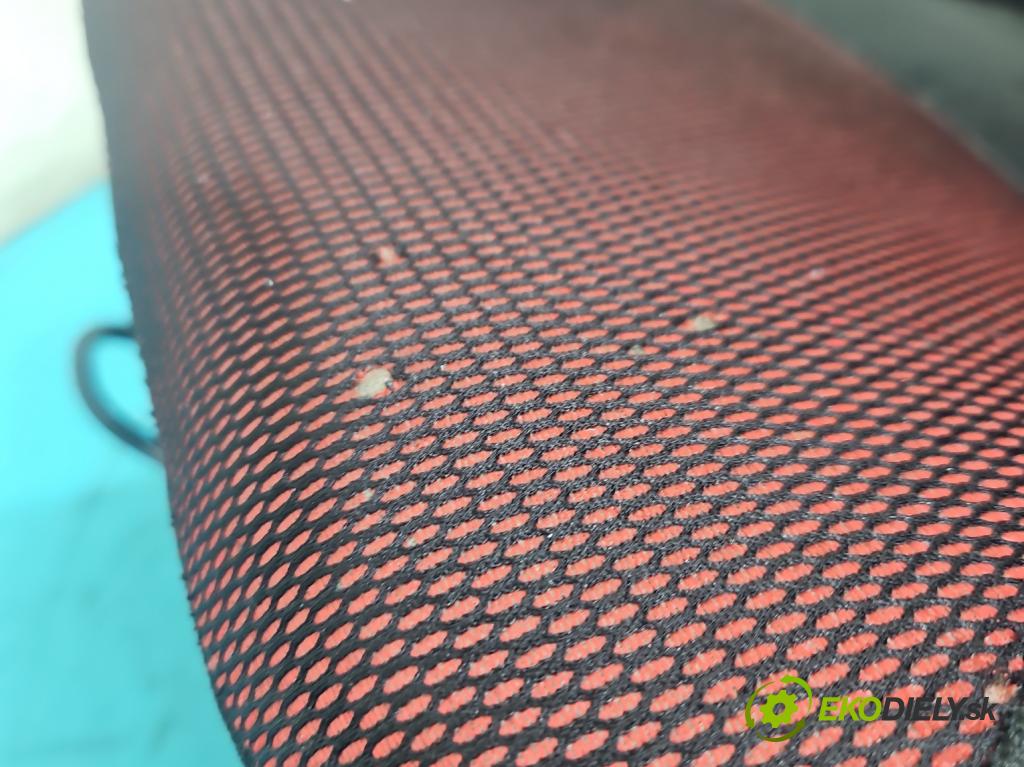 Renault Clio IV 2012-2020 1.2 16V 73 HP manual 54 kW 1149 cm3 5- Sedačka ľavý  (Sedadlo)