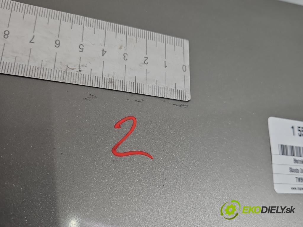 Skoda Octavia II 2004-2013 1.9 tdi 105 hp manual 77 kW 1896 cm3 5- blatnik přední pravý  (Klika dveří ostatní)