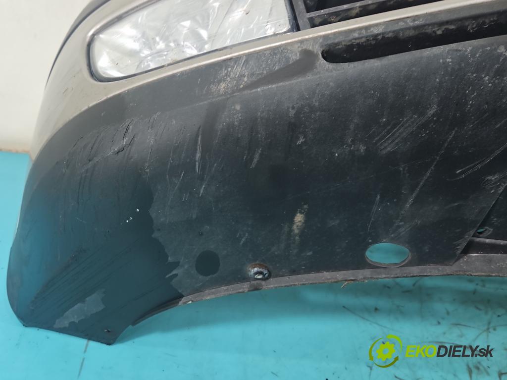 Skoda Octavia II 2004-2013 1.9 tdi 105 HP manual 77 kW 1896 cm3 5- nárazník predné 1Z0807221 (Kľučka dverí ostatné)