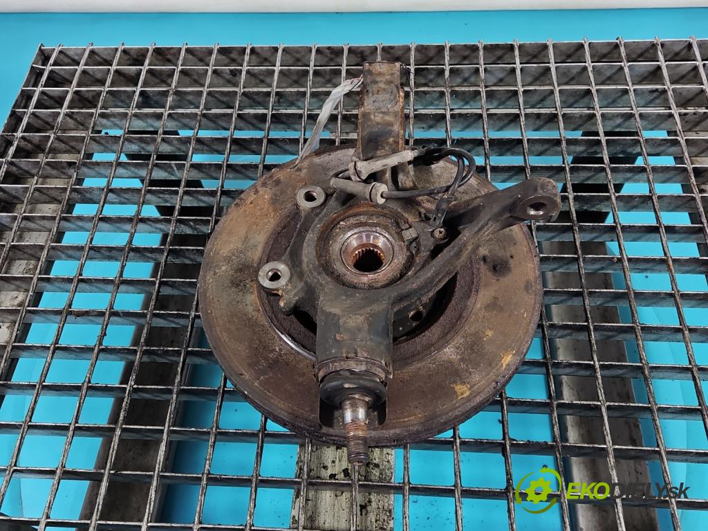 Citroen Berlingo II 2008-2018 1.6 hdi 90 hp manual 66.2 kW 1560 cm3 5- náboj pravé  (Náboj kola)