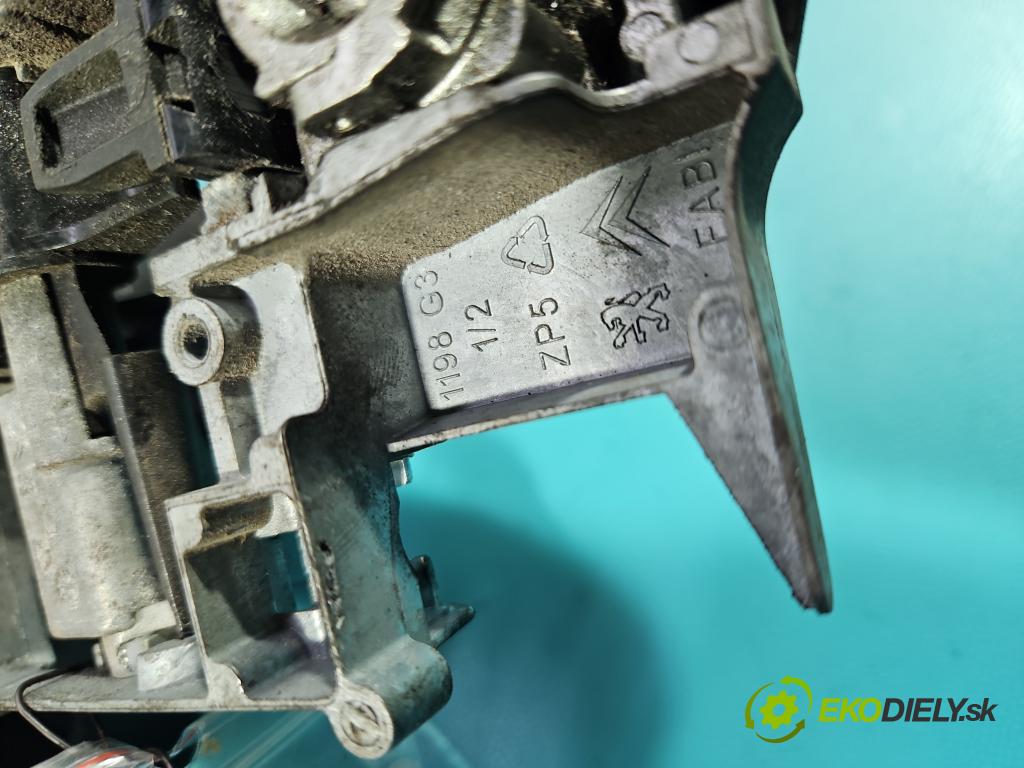 Citroen Berlingo II 2008-2018 1.6 hdi 90 HP manual 66.2 kW 1560 cm3 5- rukoväť predné ľavé mimo:  (Kľučka dverí vonkajšia predná ľavá)