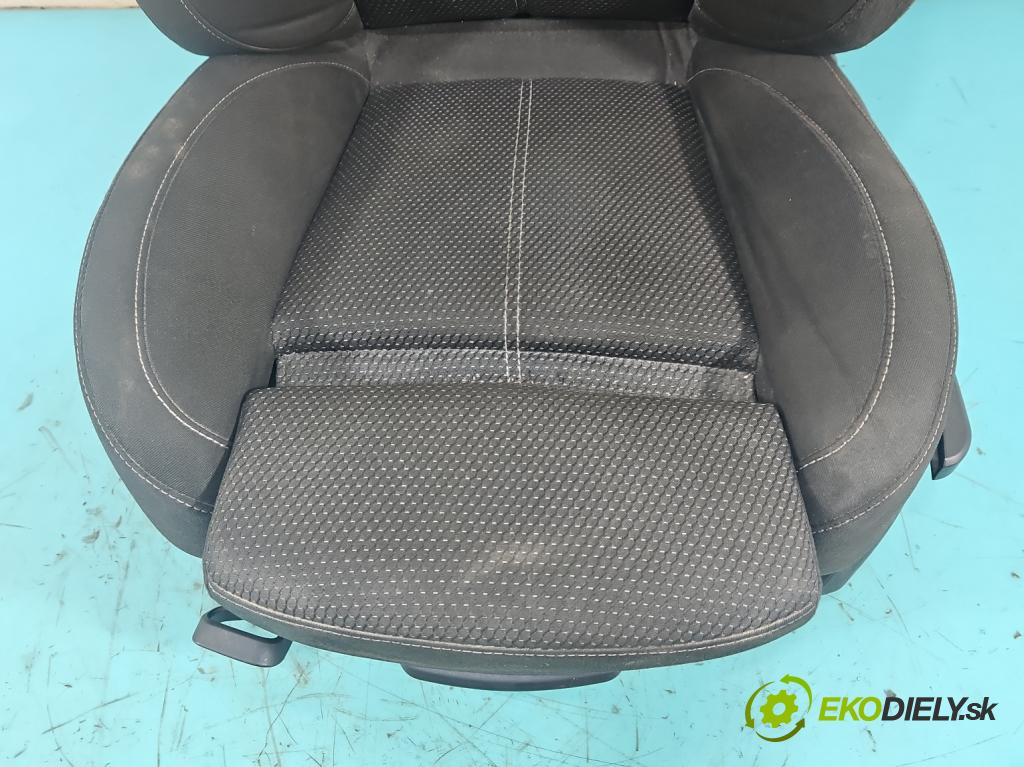 Opel Astra IV 2009-2015 1.7 cdti 125 hp manual 92 kW 1686 cm3 5- Sedadlo levý  (Sedadlo)