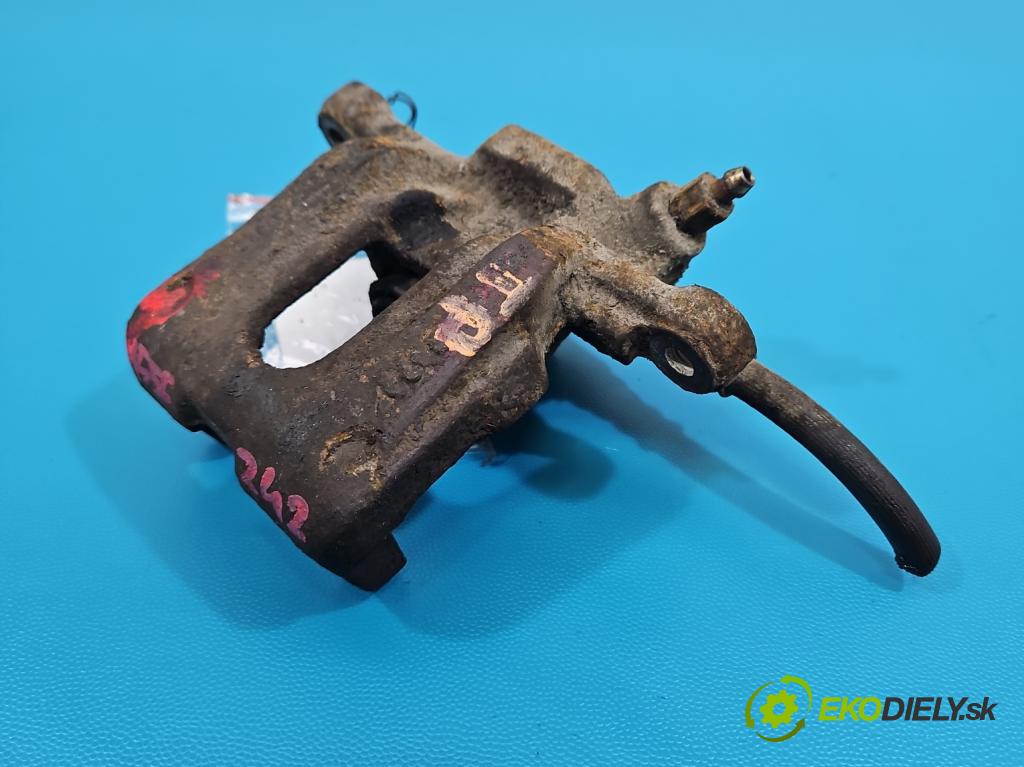Mercedes A W168 1997-2004 1.7 cdi 95 HP manual 70 kW 1689 cm3 5- brzdič zadné pravý  (Kľučka dverí ostatné)