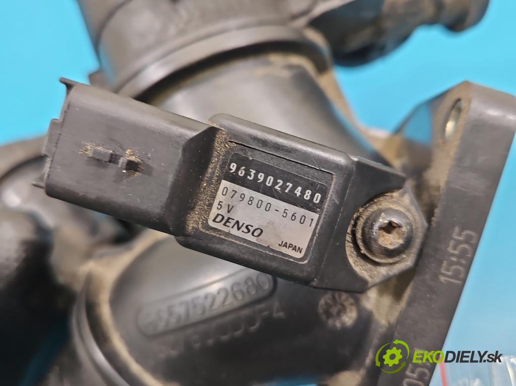 Volvo V50 2.0d 136hp manual 100 kW 1997 cm3 5- škrticí klapka 9657522680 (Škrticí klapka)