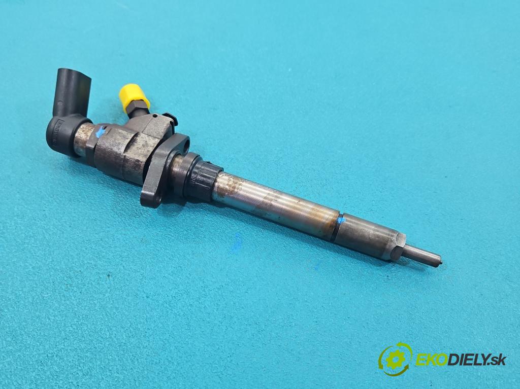 Volvo V50 2.0d 136 HP manual 100 kW 1997 cm3 5- vstrek 9647247280 (Vstrekovač paliva)