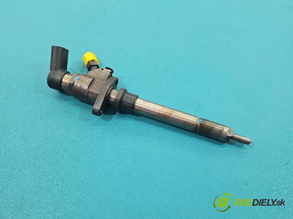 Volvo V50 2.0d 136 HP manual 100 kW 1997 cm3 5- vstrek 9647247280 (Vstrekovač paliva)