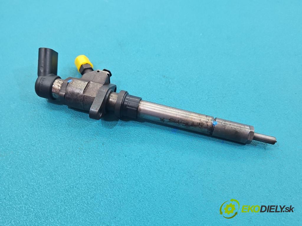 Volvo V50 2.0d 136 HP manual 100 kW 1997 cm3 5- vstrek 9647247280 (Vstrekovač paliva)