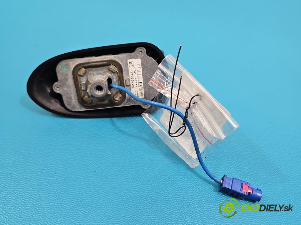 Opel Astra IV 2009-2015 1.7 cdti 125 HP manual 92 kW 1686 cm3 5- Antena 13298724