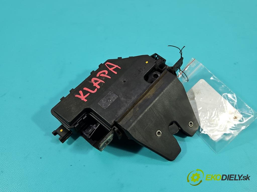 Bmw 1 E87 2004-2011 2.0d 122 hp manual 90 kW 1995 cm3 5- zámek kufrových dveří zadní 7840617