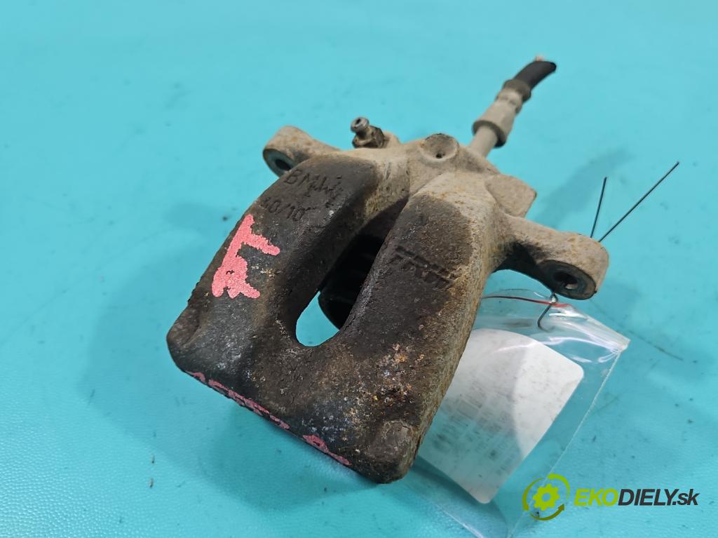 Bmw 1 E87 2004-2011 2.0d 122 HP manual 90 kW 1995 cm3 5- brzdič zadné pravý  (Kľučka dverí ostatné)