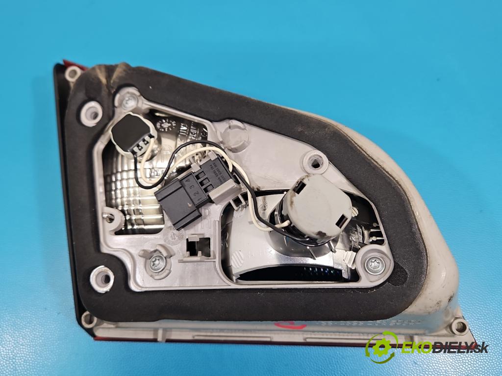 Opel Astra IV 2009-2015 1.7 cdti 125 HP manual 92 kW 1686 cm3 5- svetlo / reflektor zadné pravé 13282247 (Kľučka dverí ostatné)