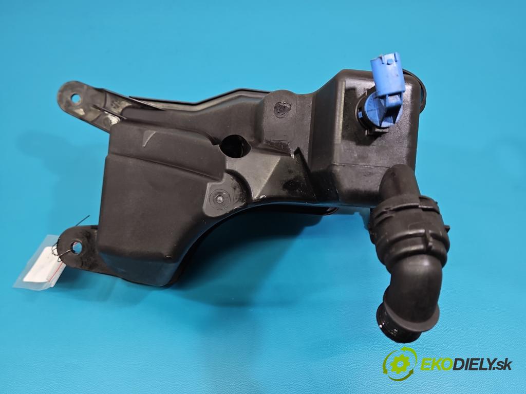 Bmw 1 E87 2004-2011 2.0d (M47): 122 HP manual 90 kW 1995 cm3 5- Nádrž: kompenzačné: 7810592