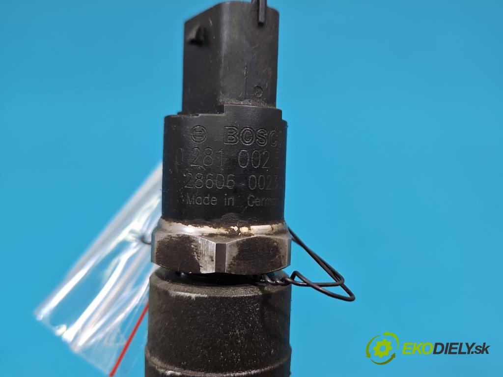 Toyota Yaris I 1999-2005 1.4 D4D 75 HP manual 55 kW 1364 cm3 5- lišta vstrekovacia 0445214032 (Vstrekovacia lišta)