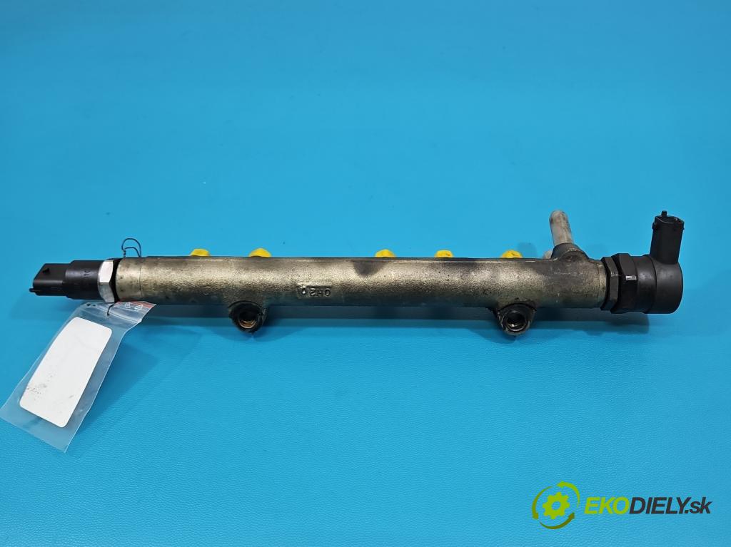 Toyota Yaris I 1999-2005 1.4 D4D 75 HP manual 55 kW 1364 cm3 5- lišta vstrekovacia 0445214032 (Vstrekovacia lišta)