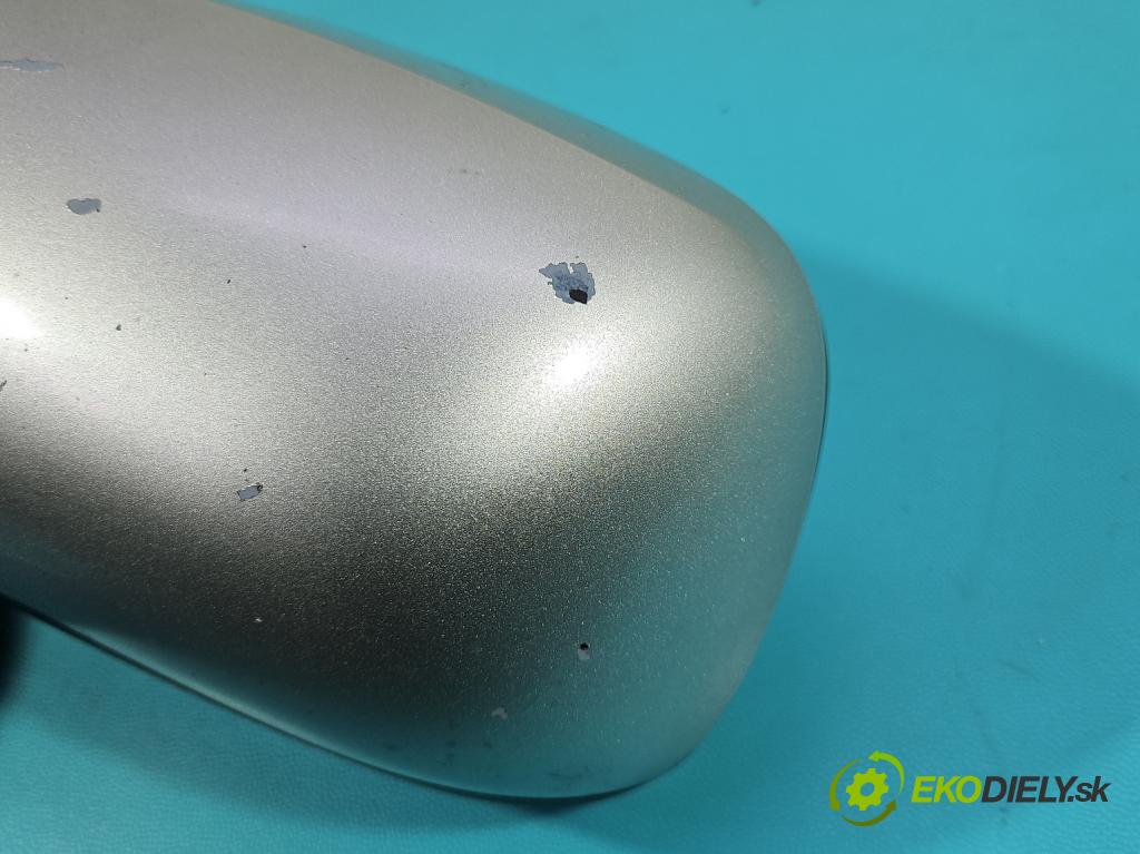 Toyota Auris I 2006-2013 2.0 D4D 126 HP manual 93 kW 1998 cm3 5- zrkadlo ľavé  (Kľučka dverí ostatné)