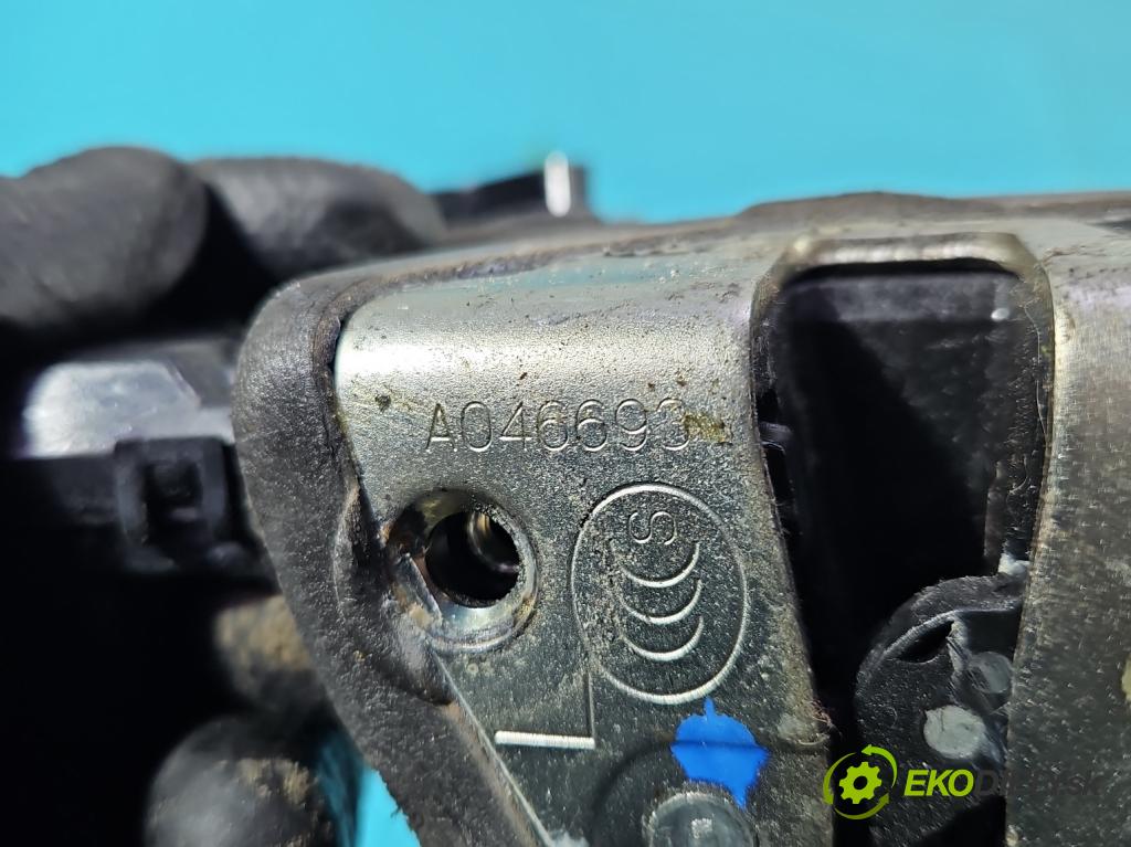 Toyota Auris I 2006-2013 2.0 D4D 126 HP manual 93 kW 1998 cm3 5- zámok predné ľavý