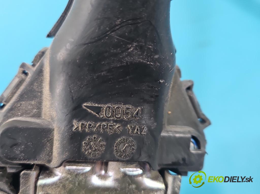 Toyota Auris II 2012-2018 1.8 hybrid 99 HP automatic 73 kW 1798 cm3 5- Zväzok: ostatné 5930-3W