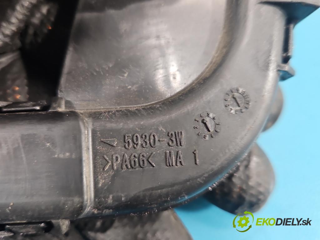 Toyota Auris II 2012-2018 1.8 hybrid 99 HP automatic 73 kW 1798 cm3 5- Zväzok: ostatné 5930-3W