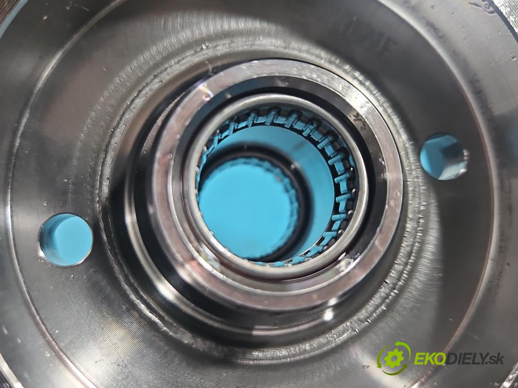 Toyota Auris II 2012-2018 1.8 hybrid 99 HP automatic 73 kW 1798 cm3 5- Generátor: