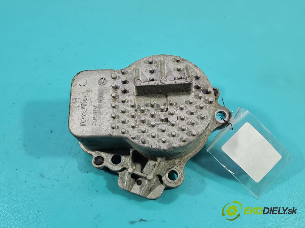 Toyota Auris II 2012-2018 1.8 hybrid 99 hp automatic 73 kW 1798 cm3 5- čerpadlo vody 0714A (Vodní pumpa)