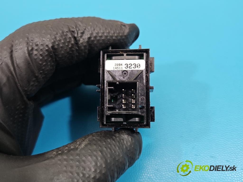 Opel Astra IV 2009-2015 1.7 cdti 125 hp manual 92 kW 1686 cm3 5- Přepínač brzda: ručního 20843230 (Páčky pod volantem)