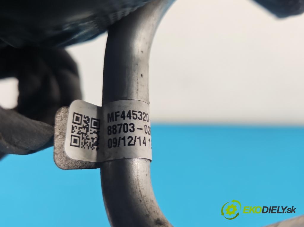 Toyota Auris II 2012-2018 1.8 hybrid 99 hp automatic 73 kW 1798 cm3 5- trubka klíma MF445320-0460