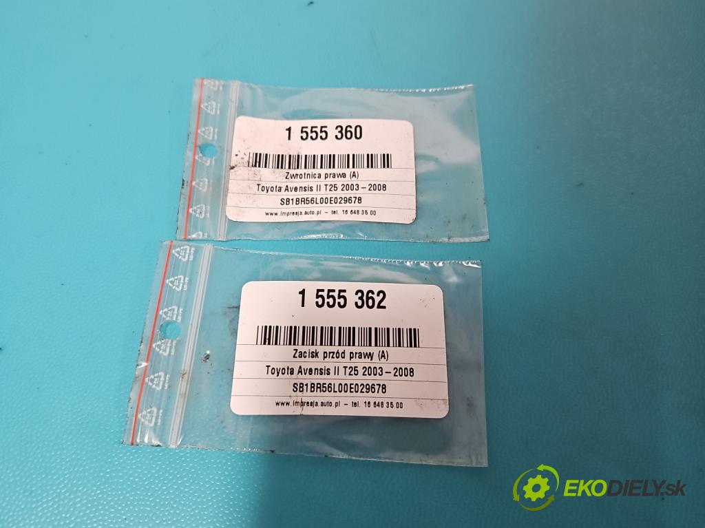 Toyota Avensis II T25 2003-2008 1.8 vvti 129 HP manual 95 kW 1794 cm3 4- brzdič predné pravý  (Kľučka dverí ostatné)