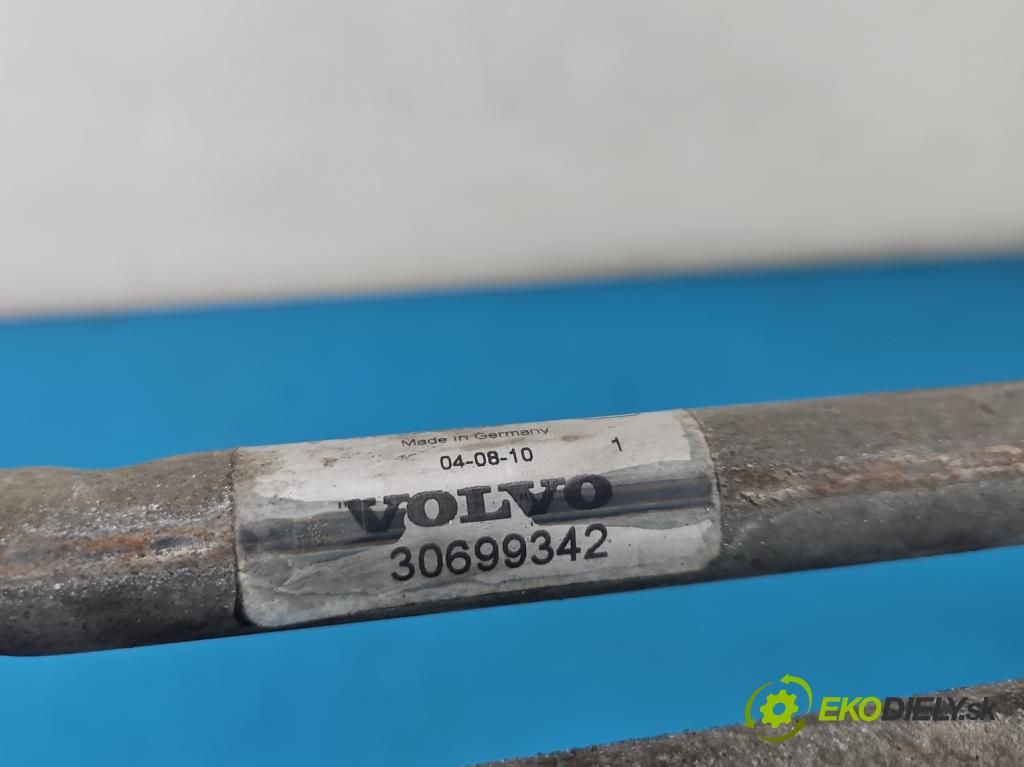 Volvo V50 2.0d 136 HP manual 100 kW 1997 cm3 5- mechanizmus stieračov 3397020756