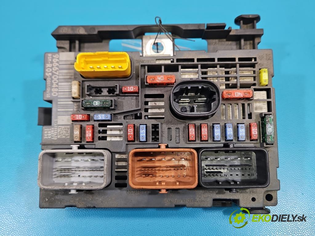 Peugeot 308 I 2007-2013 1.6 hdi 92 HP manual 68 kW 1560 cm3 5- riadiaca jednotka ostatné 9666700480