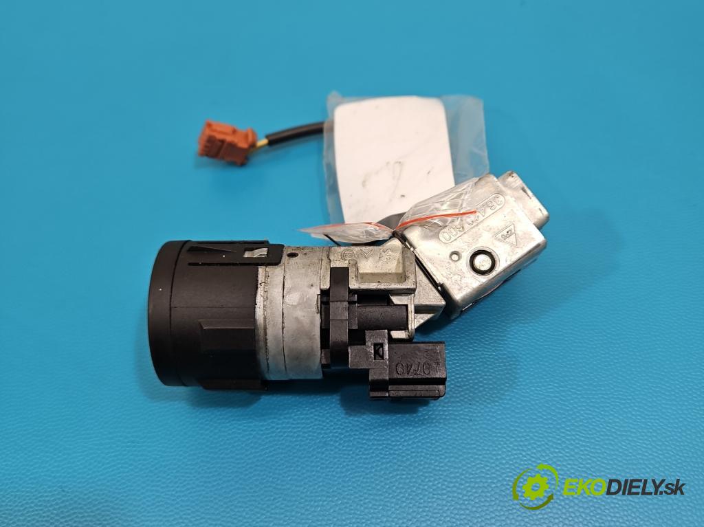 Peugeot 308 I 2007-2013 1.6 hdi 92 HP manual 68 kW 1560 cm3 5- Spínačka 9663123280 (Spínacia skrinka)