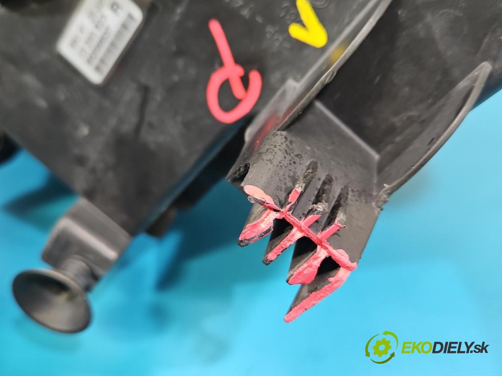 Opel Astra IV 2009-2015 1.7 cdti 125 HP manual 92 kW 1686 cm3 5- Halogen pravý 13293623 (Kľučka dverí ostatné)