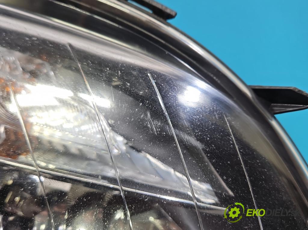 Opel Astra IV 2009-2015 1.7 cdti 125 HP manual 92 kW 1686 cm3 5- Halogen pravý 13293623 (Kľučka dverí ostatné)