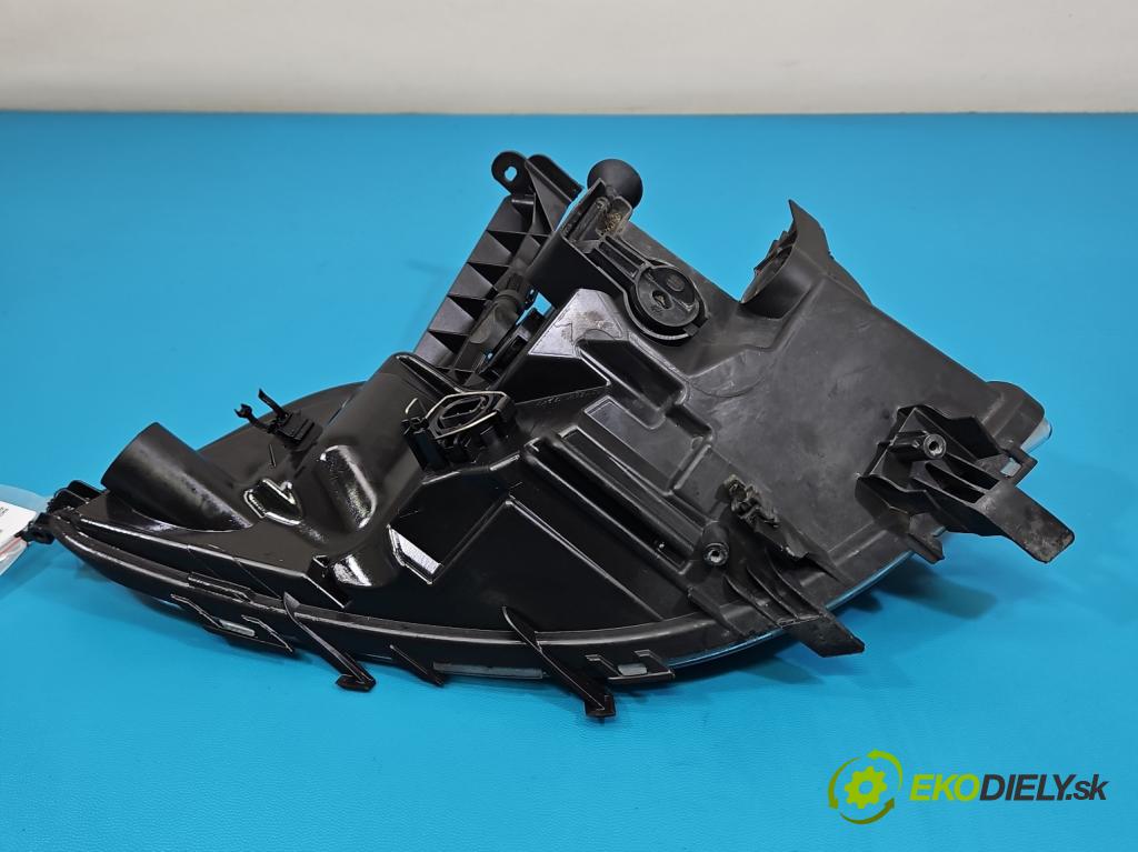 Opel Astra IV 2009-2015 1.7 cdti 125 HP manual 92 kW 1686 cm3 5- Halogen pravý 13293623 (Kľučka dverí ostatné)