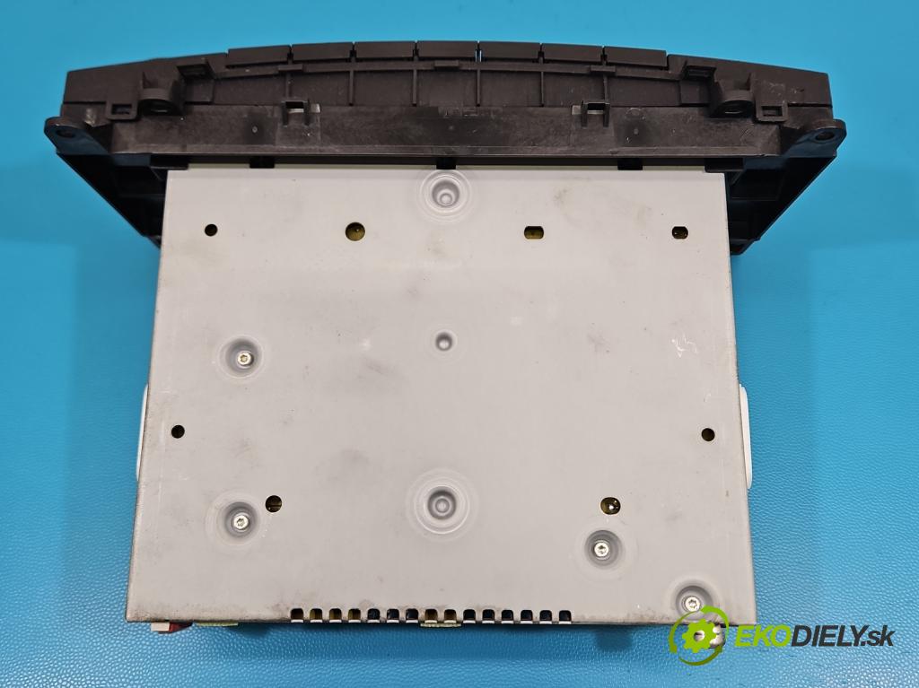 Mercedes B W245 2005-2011 2.0 CDI 109 HP manual 80 kW 1992 cm3 5- Radio originál A1698200386