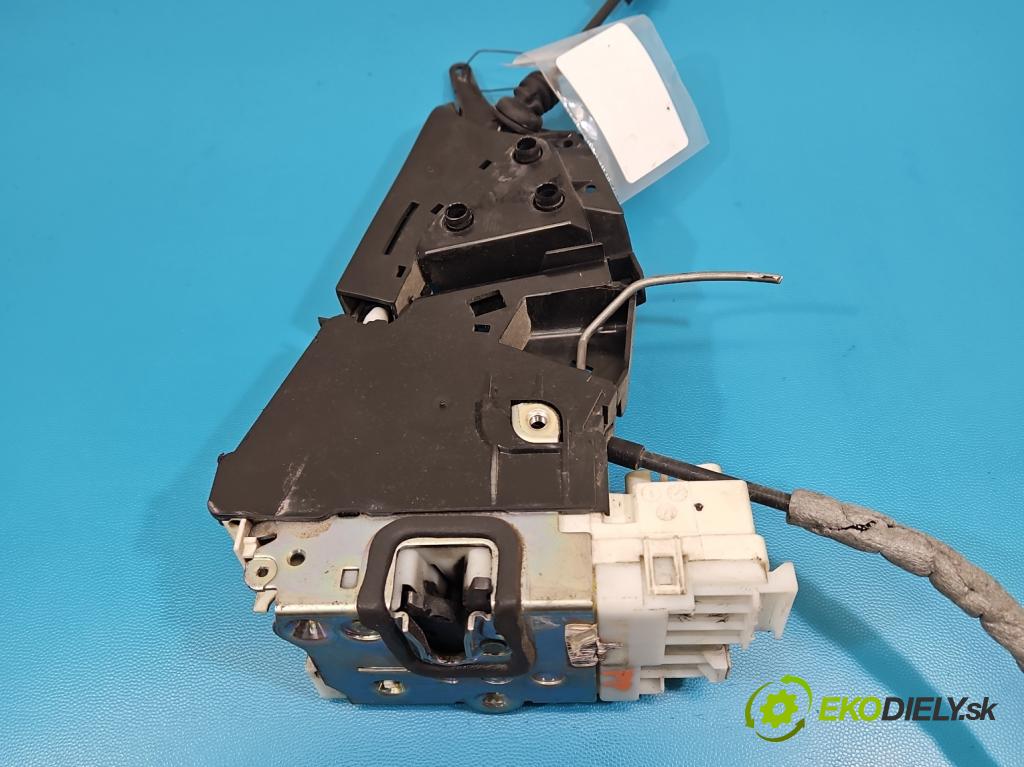 Mercedes B W245 2005-2011 2.0 CDI 109 HP manual 80 kW 1992 cm3 5- zámok predné pravý 1697202835