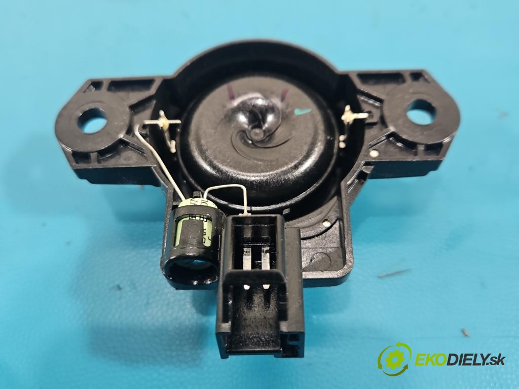 Volvo S90 2016- 2.0 T 320KM automatic 235 kW 1969 cm3 4- Reproduktor 31350430