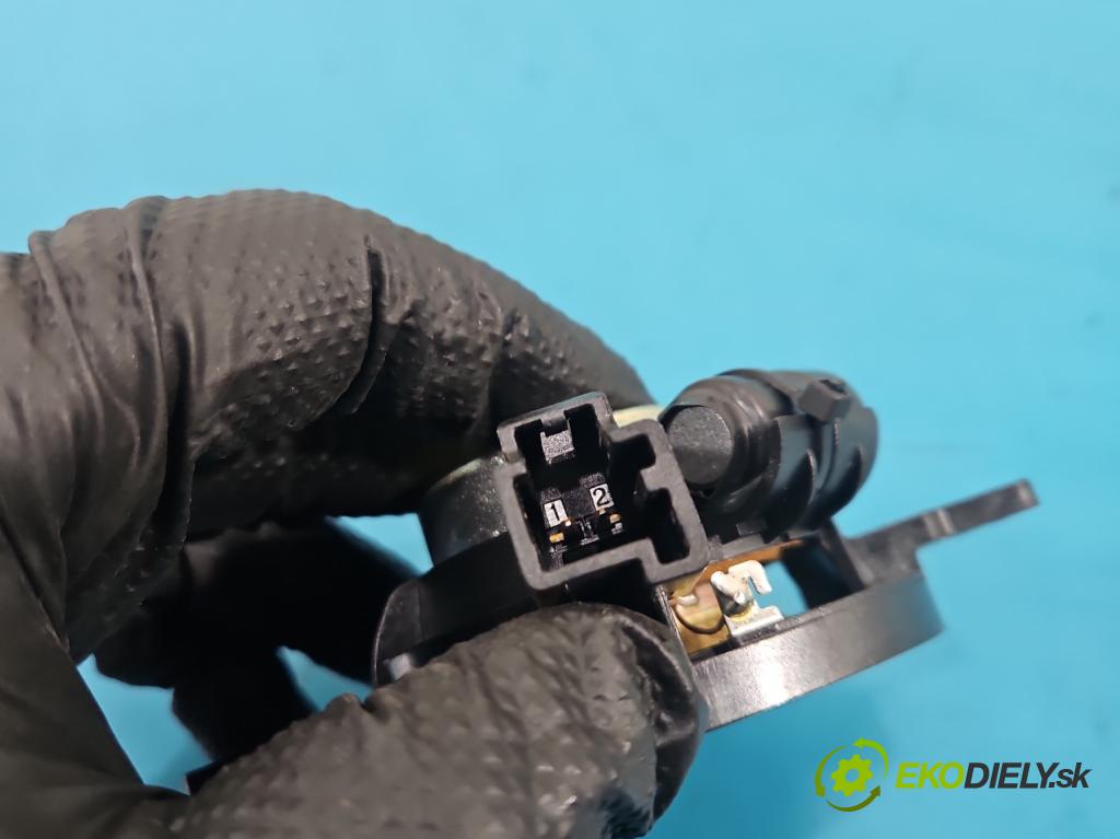 Volvo S90 II 2016- 2.0 T 320KM automatic 235 kW 1969 cm3 4- Reproduktor 31456665