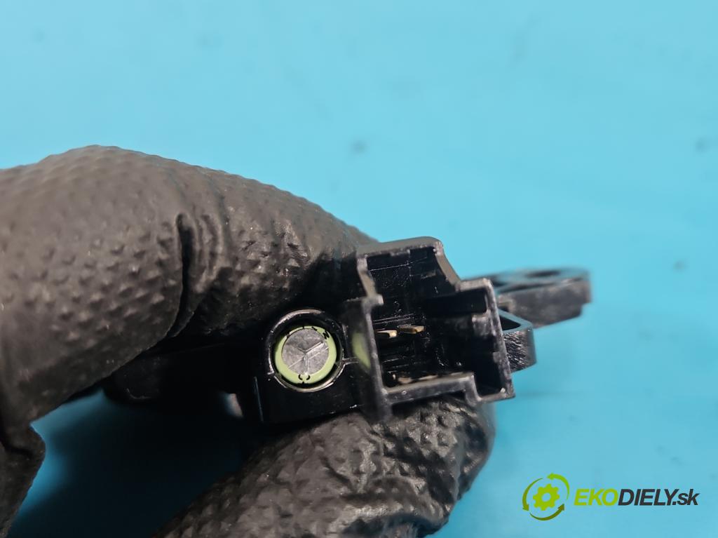 Volvo S90 2016- 2.0 T 320KM automatic 235 kW 1969 cm3 4- Reproduktor 31350430