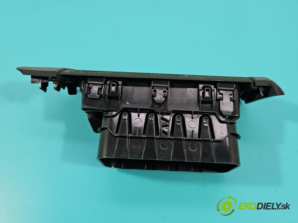 Renault Express 1.5 dci 95 HP manual 70 kW 1461 cm3 5- Mřížka: kúrenia ostatné 687606774R