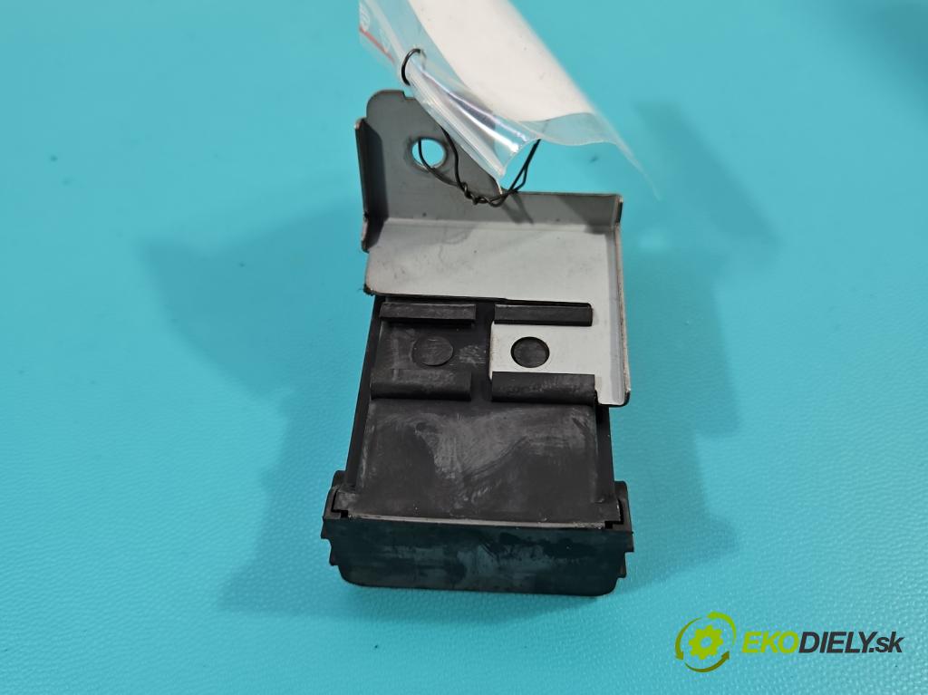 Kia Sportage III 2010-2015 2.0 crdi 136 HP automatic 100 kW 1995 cm3 5- riadiaca jednotka ostatné 95800-2S200