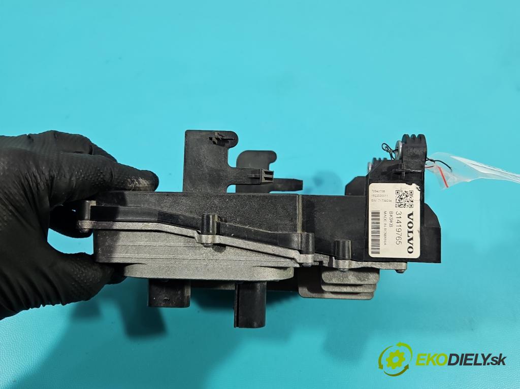 Volvo S90 II 2016- 2.0 T 320KM automatic 235 kW 1969 cm3 4- riadiaca jednotka ostatné 31419765