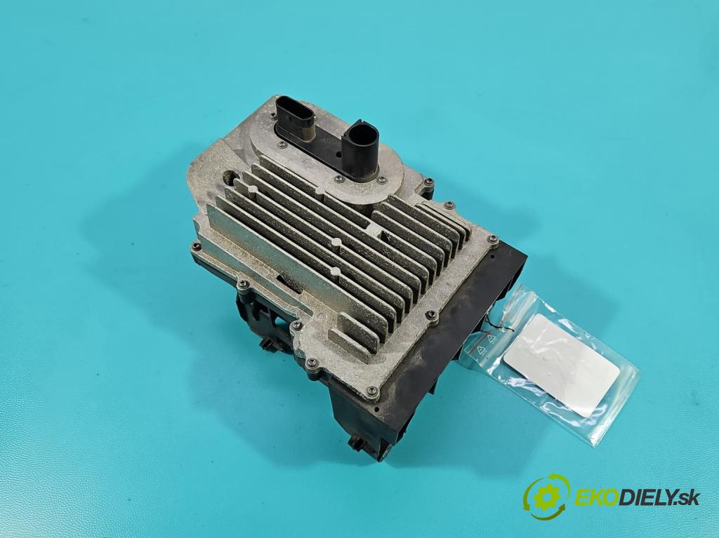 Volvo S90 II 2016- 2.0 T 320KM automatic 235 kW 1969 cm3 4- riadiaca jednotka ostatné 31419765