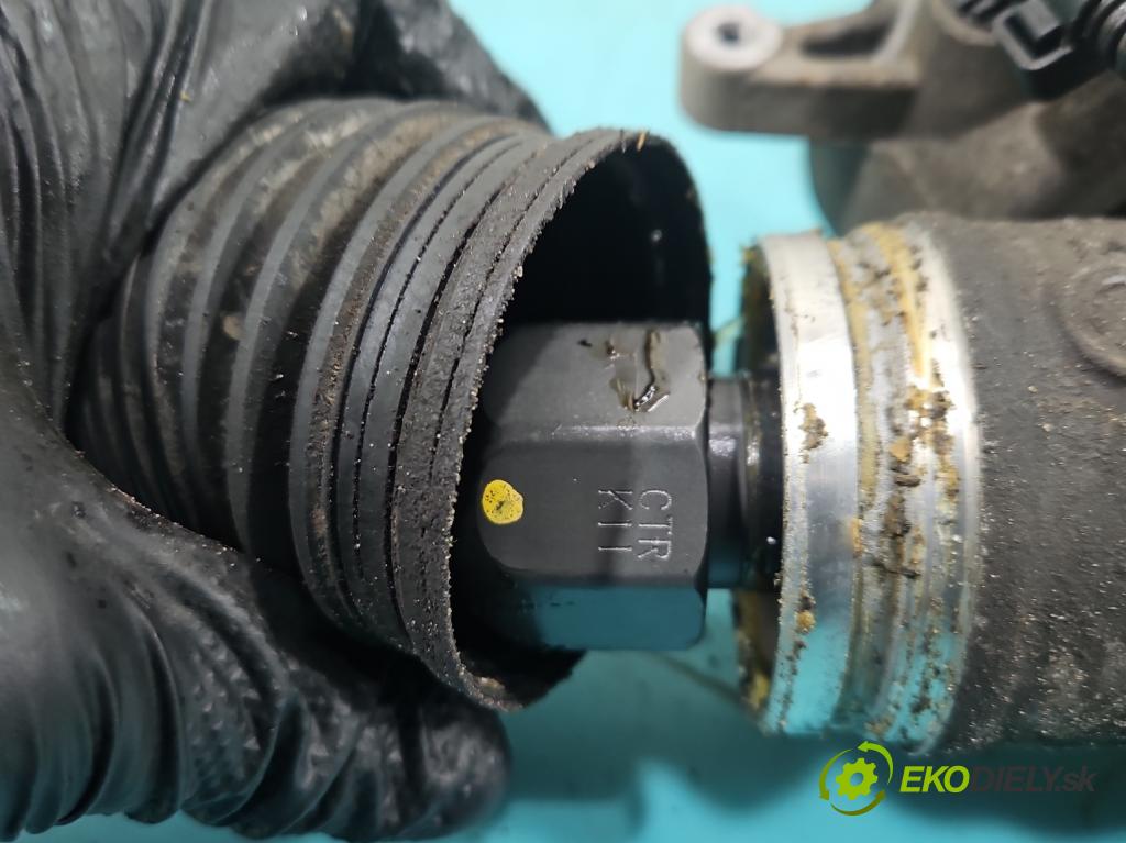 Jaguar XF II X260 2015- 3.0 V6 340KM: automatic 250 kW 2995 cm3 4- Ozubené kolo: volant 7818177589