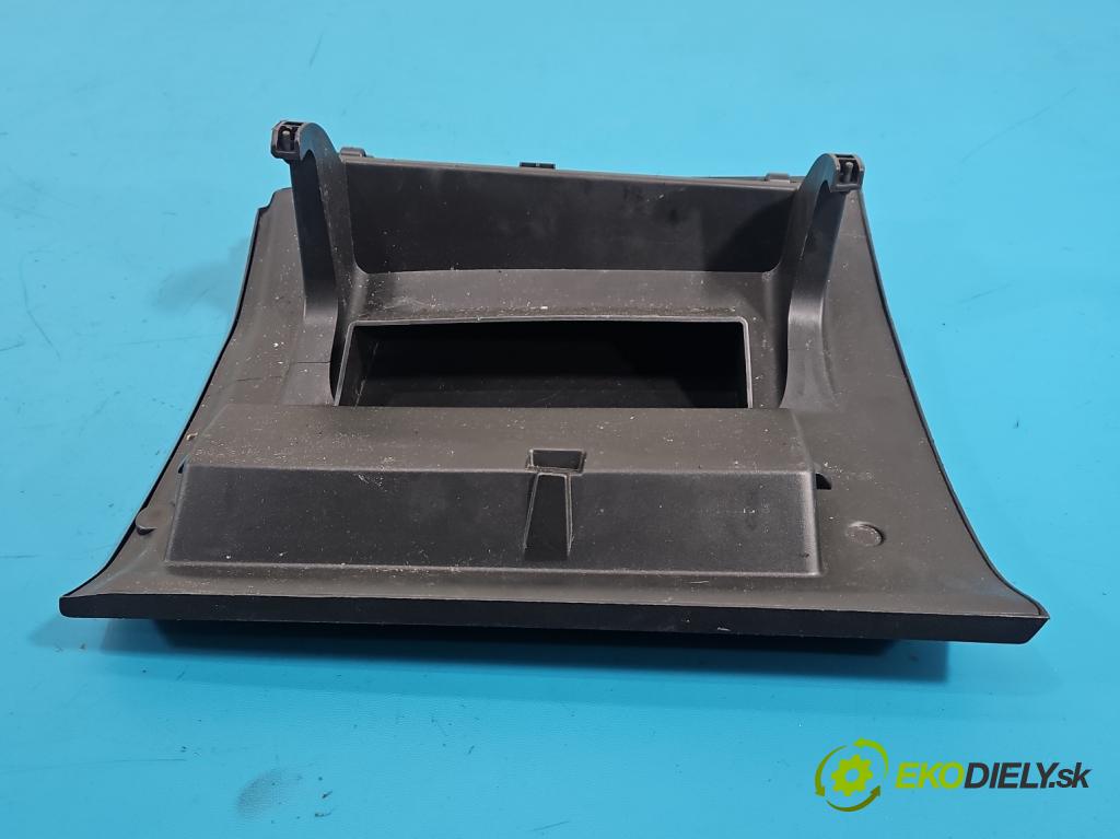 Renault Express 1.5 dci 95 HP manual 70 kW 1461 cm3 5- kastlík