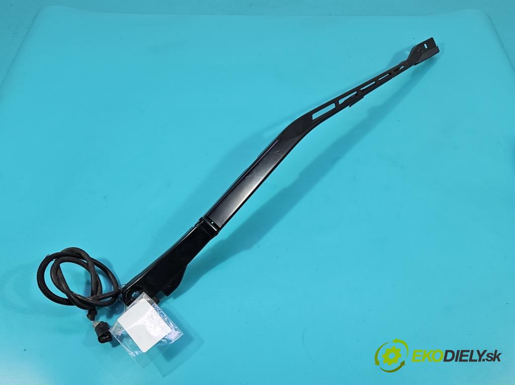 Volvo S90 II 2016- 2.0 T 320KM automatic 235 kW 1969 cm3 4- rameno stěrače pravé 31440421