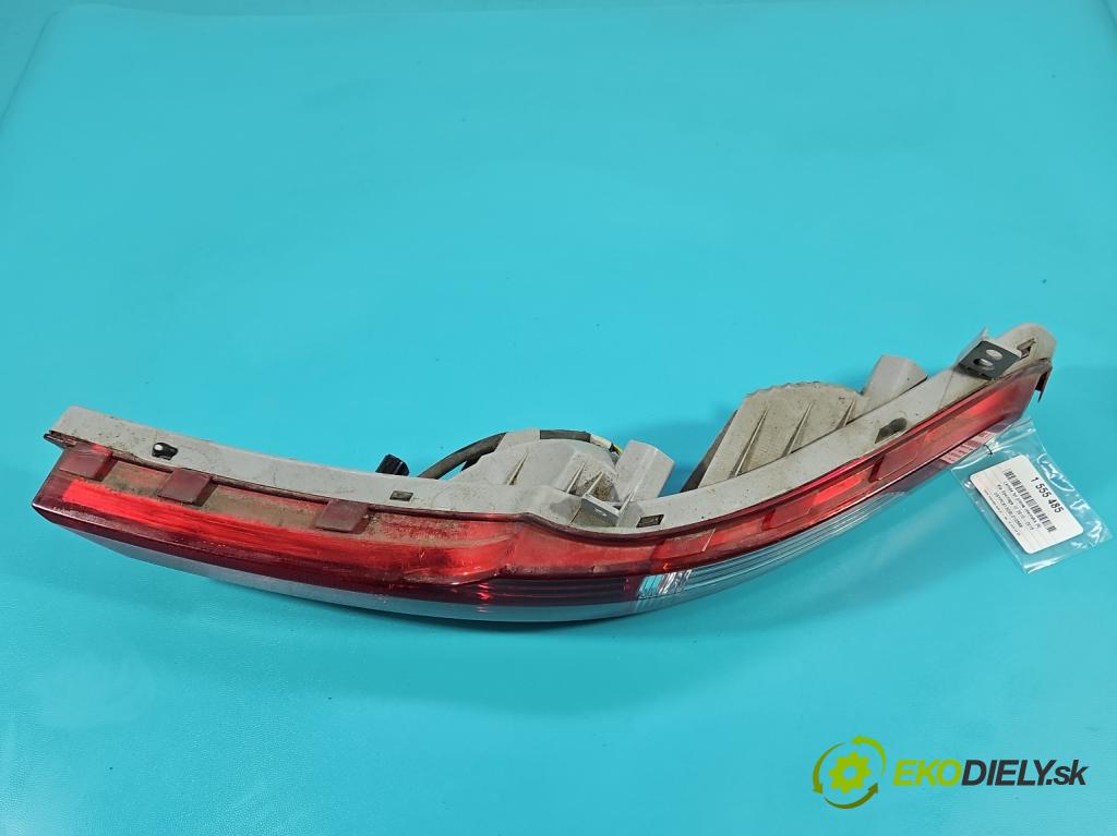 Kia Sportage III 2010-2015 2.0 crdi 136 HP automatic 100 kW 1995 cm3 5- svetlo / reflektor zadné pravé nárazník 92406-3U3