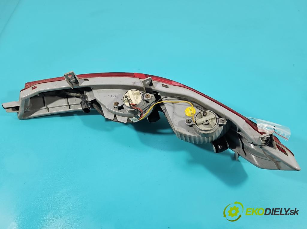 Kia Sportage III 2010-2015 2.0 crdi 136 HP automatic 100 kW 1995 cm3 5- svetlo / reflektor zadné pravé nárazník 92406-3U3