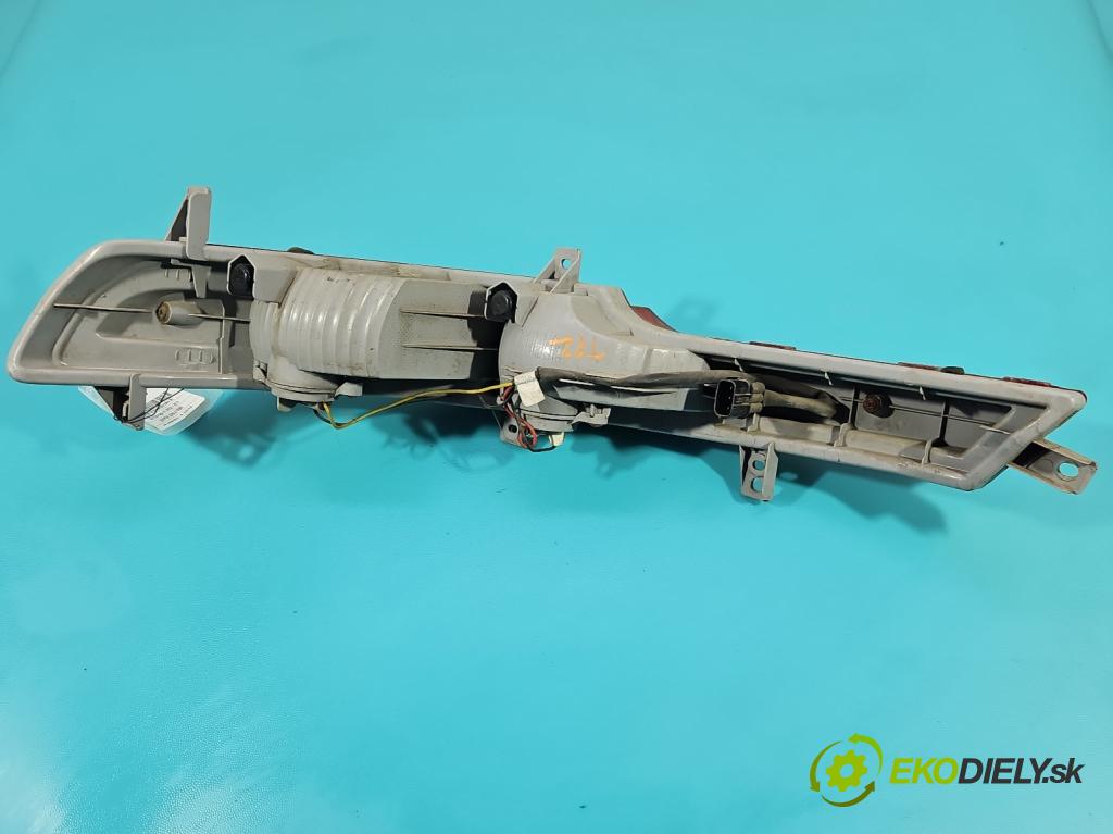 Kia Sportage III 2010-2015 2.0 crdi 136 HP automatic 100 kW 1995 cm3 5- svetlo / reflektor zadné pravé nárazník 92406-3U3